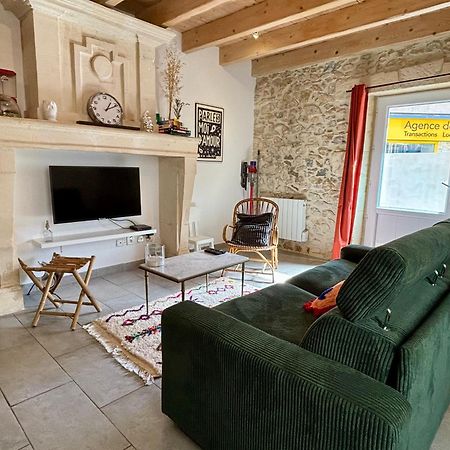 Vila Arles Fait Sa Revolution Exteriér fotografie