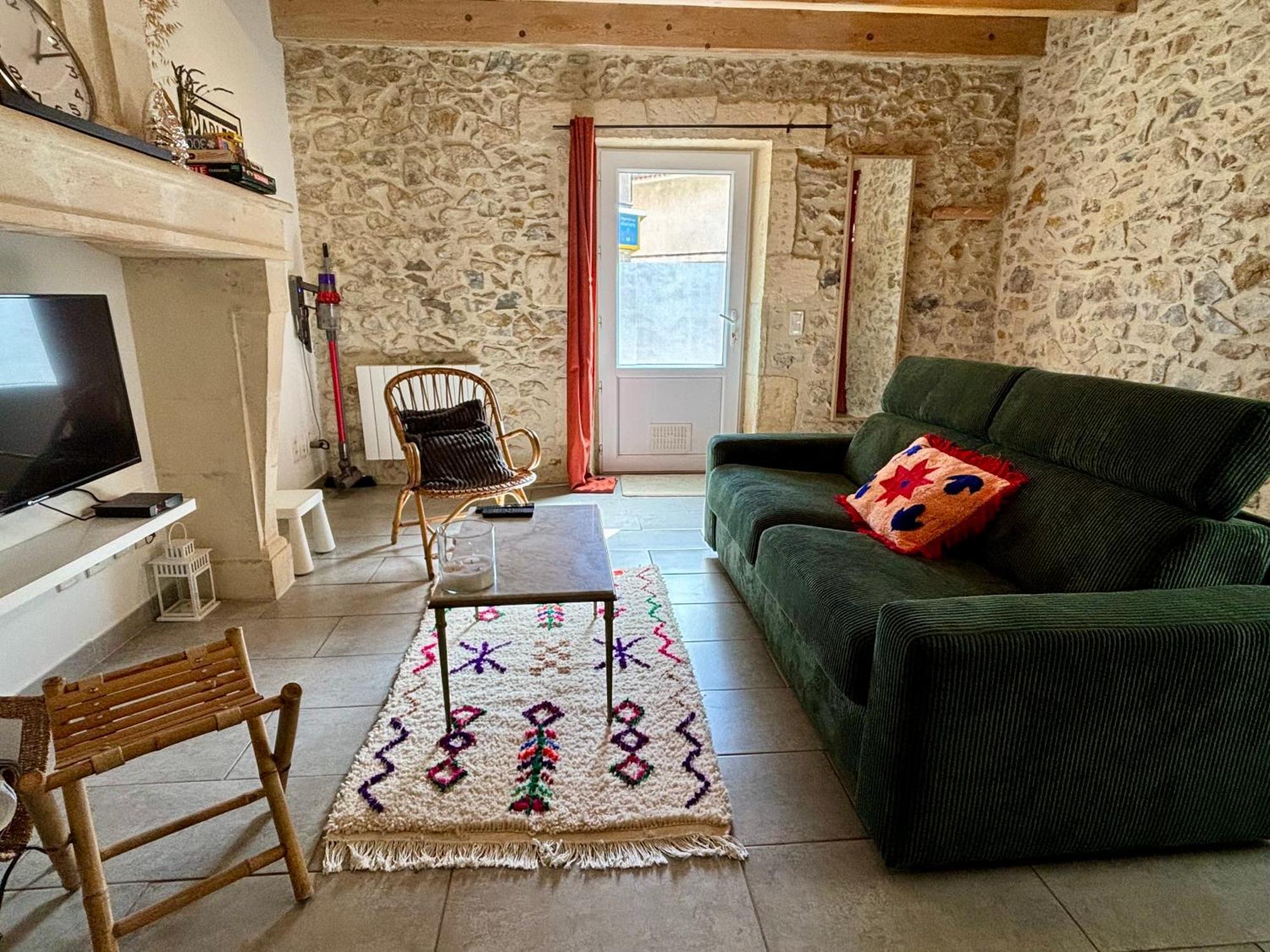 Vila Arles Fait Sa Revolution Exteriér fotografie